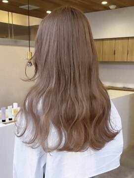 アム(am) 大人シアーベージュミニウルフボブミディアムレイヤー