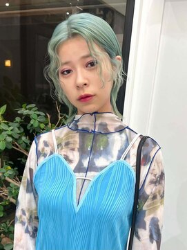 ワク 藤沢店(waku) ハイトーン　グリーン　ブリーチ