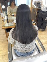 テトラ バイ ネオリーブ 横浜西口店(tetra by neolive)&nbsp;グレージュ 透明感 赤み消しカラー ロングレイヤー 横浜★
