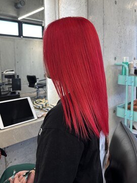 ローレン(Lolen.) ブロンドに落ちるレッドカラー