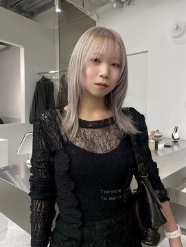 ステン(sten) ホワイトミルクティー/ホワイトブロンド/ミディアムレイヤー