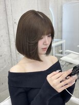 アイシー 表参道(ICY) 透明感たっぷりオリーブベージュ/顎下3センチボブ