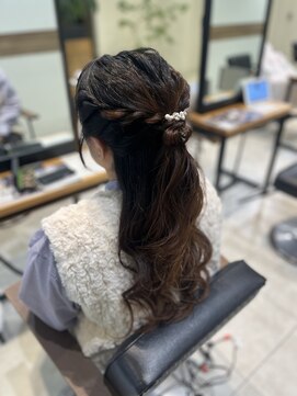 ケンジ 南林間(KENJE) アレンジ×ハーフアップ×ヘアアレンジ【南林間】