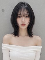 ユーフォリア 渋谷グランデ(Euphoria SHIBUYA GRANDE)&nbsp;黒髪ウルフレイヤーシースルーバング外ハネミディアム