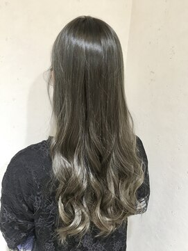 フェリア 渋谷(Feria) 【filo by Feria 渋谷】☆マットグレイシュ☆Gishi