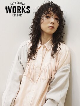 ワークス ヘアデザイン(WORKS HAIR DESIGN) カジュアルカーリースパイラルパーマ ウルフバングス