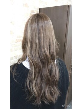 メルティエ(Mertie) ハイライトホワイトベージュ【ハイライト　錦糸町】