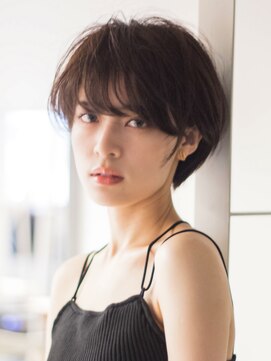サーカス バイ ビュートリアム 青山(CIRCUS by BEAUTRIUM) マッシュショート20代30代40代大人可愛い暗髪うる艶髪青山表参道