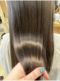 ミルクティーグレージュ