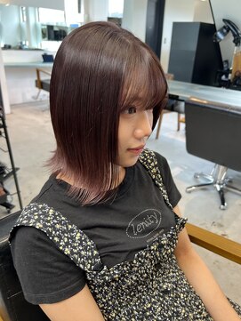 トレス(TRESS) レイヤーボブ　ミディアムボブ　外ハネボブ