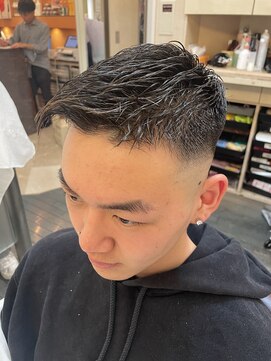 銀座マツナガ 浅草店 スキンフェードフォワードスタイル/黒髪短髪/20代/浅草床屋