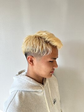 トラッド(TRAD) ダブルブリーチ×ツーブロックフェードカット