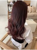 深みワインレッド