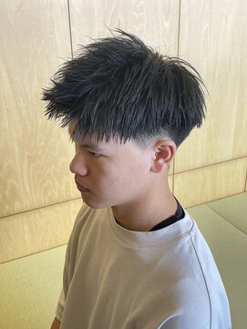 ニアウ 伊勢崎連取店(Niau) ショートスタイルスパイキーショートアップバング