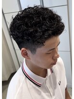 スイッチ(men's SWITCH)&nbsp;大分メンズプードルパーマスパイラル刈り上げレイヤーショート