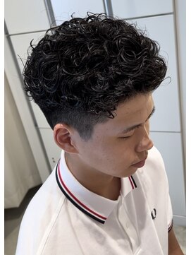 スイッチ(men's SWITCH) 大分メンズプードルパーマスパイラル刈り上げレイヤーショート