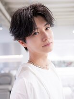 イルハバナ 渋谷(ill HAVANA)&nbsp;メンズセンターパートパーマ/刈り上げモテヘア/スパイラルパーマ