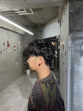 ドアホワイト(door white) スパイラルスペインカール