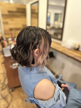 ジューム(Jeum) ~ボブ ふんわり編み込みカチューシャ~