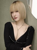 ブロンド、ボブ