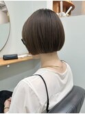 切りっぱなしボブ/ベージュカラー/ツヤ髪