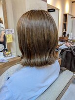 ヘアリゾート粋 ウナム 新宿東口店(enam)&nbsp;透明感ナチュラルブラウンベージュ/ミディアムレイヤー/外はね