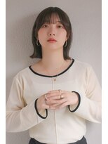 スリー スタンド(THREE STAND)&nbsp;切りっぱなしボブ/外ハネ/シースルーバング/グレージュ