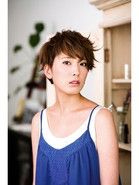 メルクマール(MERKMAL) 大人ハイウェイトショート。