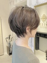 ジアン バイ ミルボン NU茶屋町+(GIEN by milbon)&nbsp;オシャレ耳掛けショート★イルミナカラーアッシュ◎山本みづき