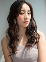 グランシュ 青葉台店(GranCieux)&nbsp;センターパートの大人かわいいグラマラスウェーブ