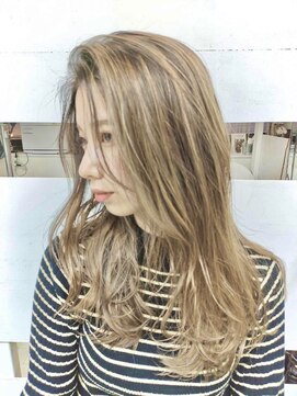 ケーゼット(KZ) 最新外国人風カラー×バレイヤージュ×ホワイティカラー