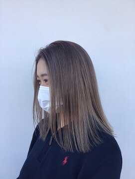 アウラヘアーサロン(aura hair salon) ホワイトベージュ