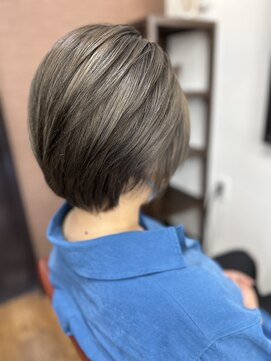 ヘアーサロン カラー 色彩店(COLOR) アッシュベージュ