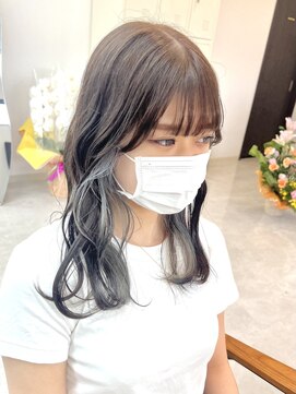 グラム 岡崎北店(gram) ◎シルバーインナーカラー/ハイトーン/グレー