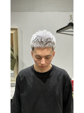 エーピーティートアウエスト(APT. TOR WEST) burst fade