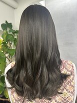 インビテーション(invitation) ウェーブヘア◎カーキカラー