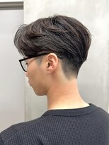 ニコ トウキョウ(nico TOKYO)&nbsp;フェザーショートで爽快センターパートに