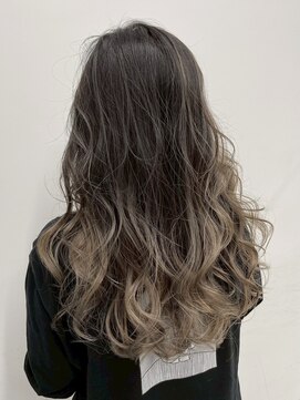 シエスタ バイ アンブルリュクス(siesta by amble luxe) ブリーチデザインカラー