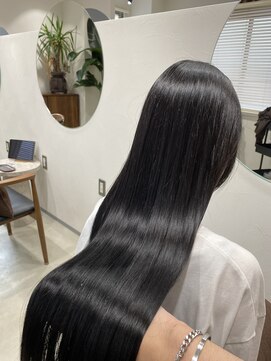 グラフ 立川(Graph.) 縮毛矯正 Aujua髪質改善トリートメント