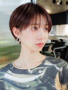 シオン(shion) ショート顔周りレイヤーグレージュくびれヘア_F30722