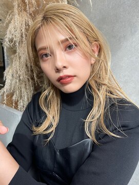 スリー バイ ベルベット 博多(THREE... by velvet) ブロンドベージュ