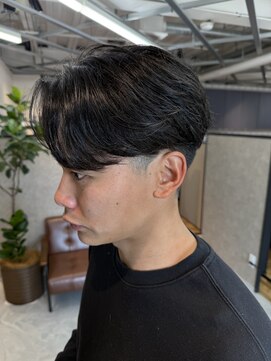 シアン(cyan.) センターパート