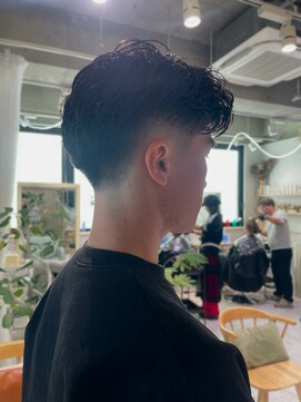 ゼストソエル(ZEST soell) 立川／刈り上げセンターパート／爽やか