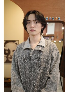 エディ(Edy) メンズセンターパートカルマヘア韓国ヘアニュアンスパーマ岡山