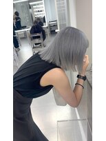 カラット 堺東(CARAT)&nbsp;ブリーチ/シルバーカラー/ハイトーン/似合わせカット
