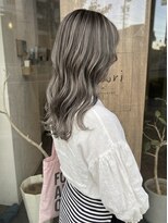 ニコリヘアワークス(nicori hair works)&nbsp;ロング×ハイライト×スモーキーベージュ2