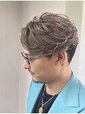 29. ミルクティーグレージュ/アップバングパーマ/顔周り