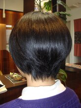 ビギンズ ヘア コウベ(BEGINS HAIR KOBE) スタイリッシュボブ