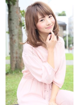 ロエナ(ROENA) 20代30代40代50代小顔カット黒髪ワンレンボブルフネビージュ前髪