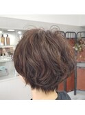 ショートボブ